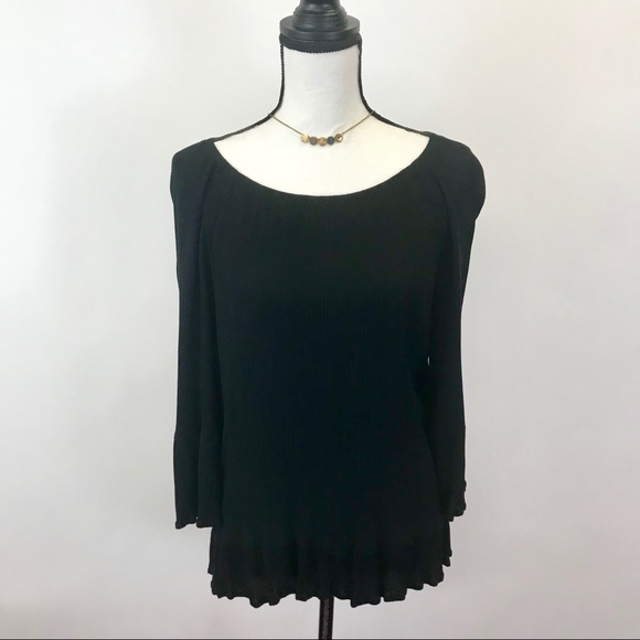 Chelsea & Theodore Tops - Chelsea & Theodore ruffle black tunic top M